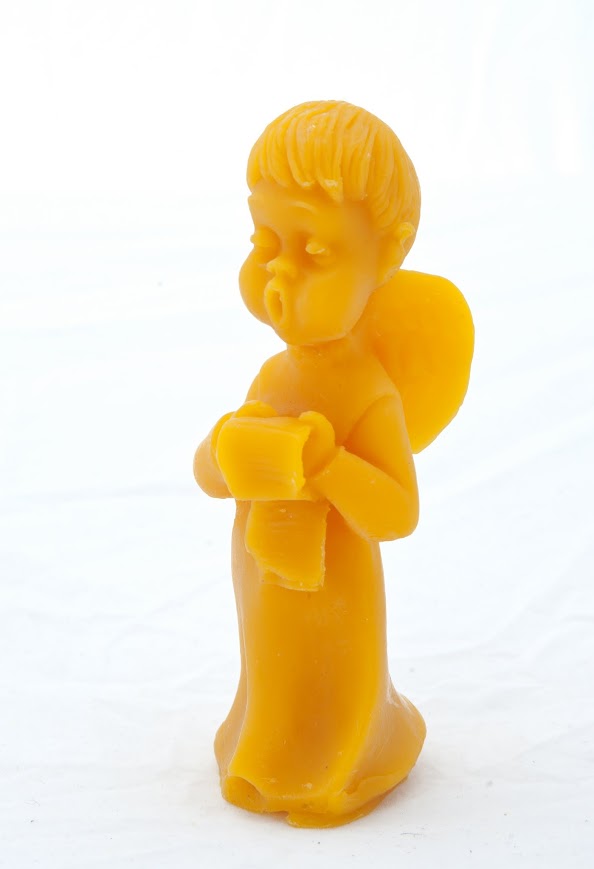 Ангелок читающий