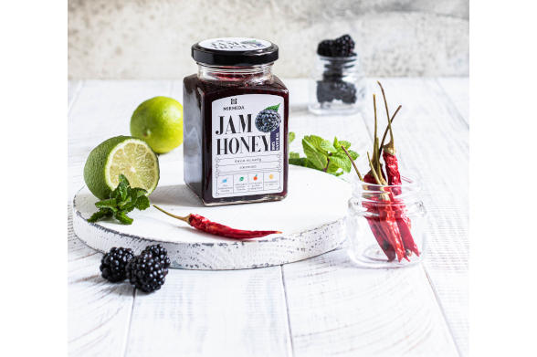 Джем на меду ежевика