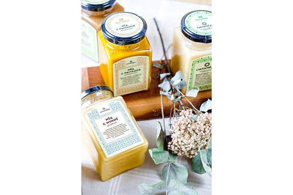 Натуральный мёд с цветочной пыльцой